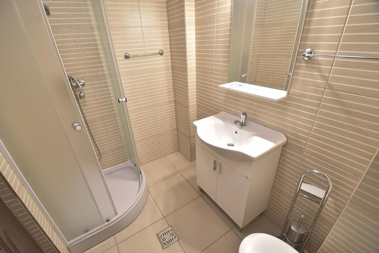 Vilagio Apartments นาโวดาริ ภายนอก รูปภาพ