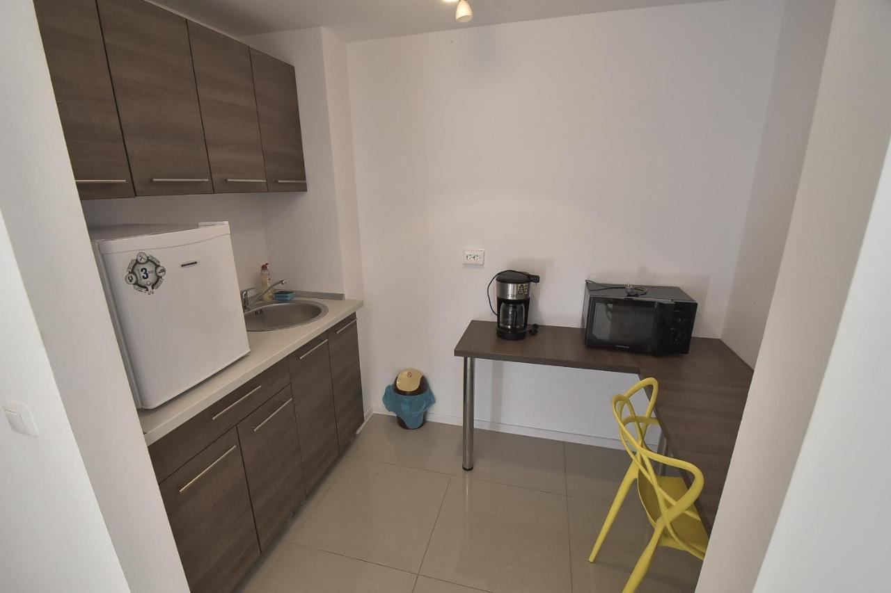 Vilagio Apartments นาโวดาริ ภายนอก รูปภาพ