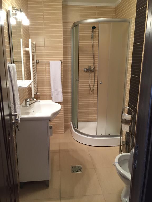 Vilagio Apartments นาโวดาริ ภายนอก รูปภาพ