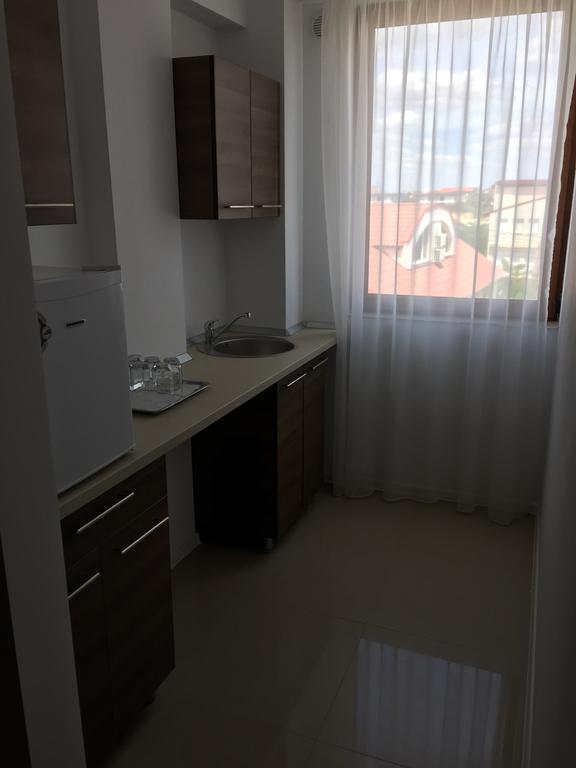 Vilagio Apartments นาโวดาริ ภายนอก รูปภาพ