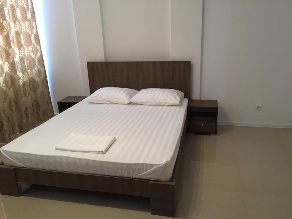 Vilagio Apartments นาโวดาริ ภายนอก รูปภาพ
