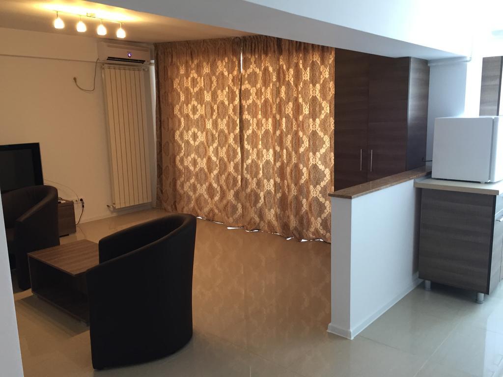 Vilagio Apartments นาโวดาริ ห้อง รูปภาพ