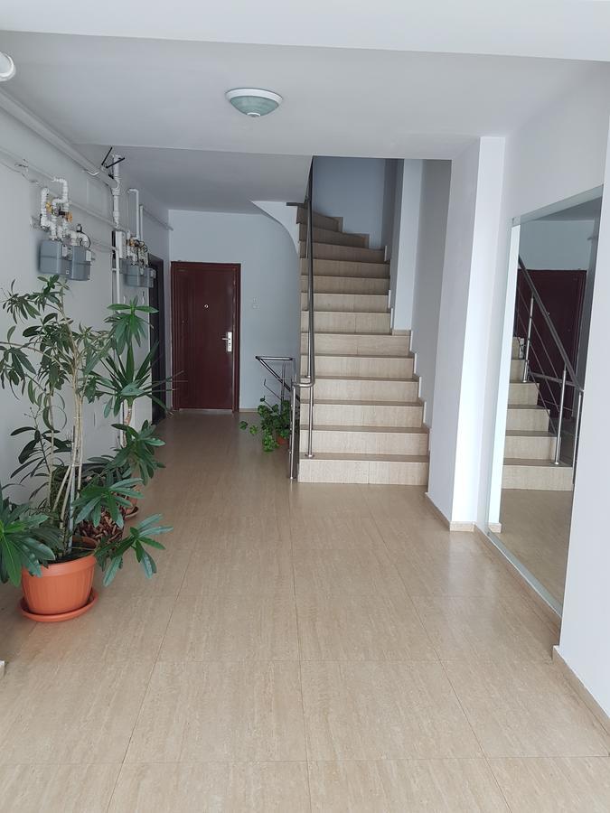 Vilagio Apartments นาโวดาริ ภายนอก รูปภาพ
