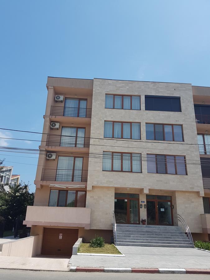 Vilagio Apartments นาโวดาริ ภายนอก รูปภาพ